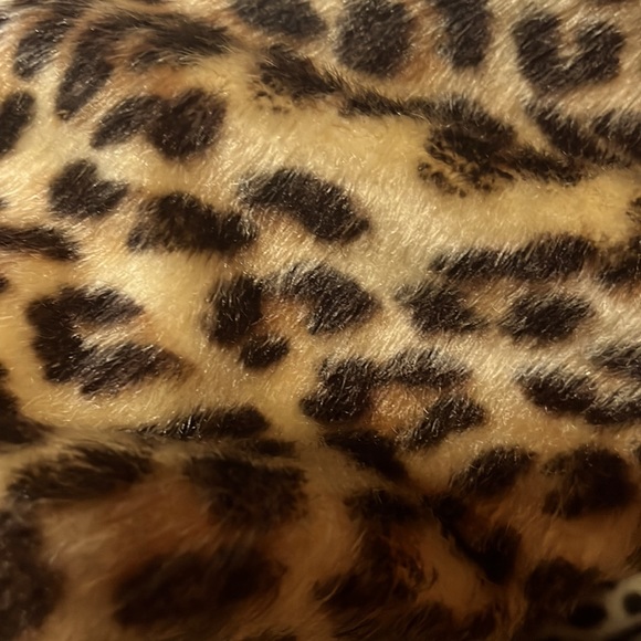 OFFER 🍄 RARE 1960s VINTAGE Leopard Coat - Picture 3 of 5